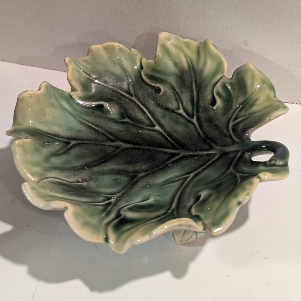 Vintage Porcelain Leaf Shape Serving Dish From Japan.